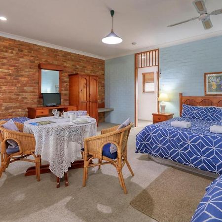 The Vineyard Motel Cowra Extérieur photo