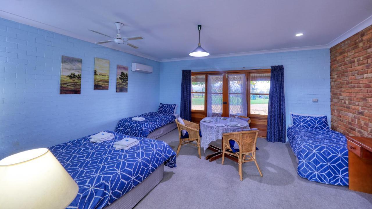 The Vineyard Motel Cowra Extérieur photo