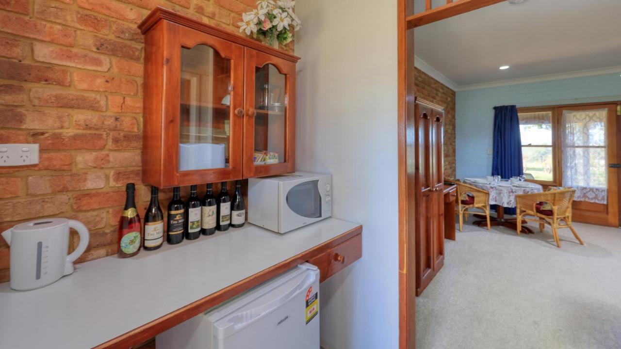 The Vineyard Motel Cowra Extérieur photo
